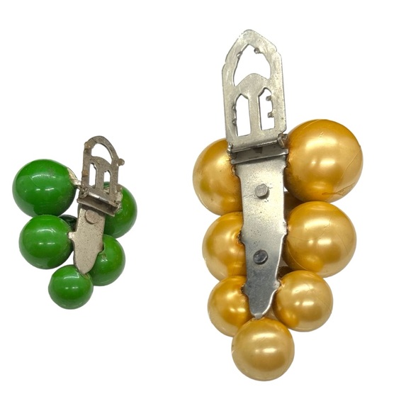 Vintage Gold & Green Lucite Cluster Bead Dress Clips - Picture 5 of 7